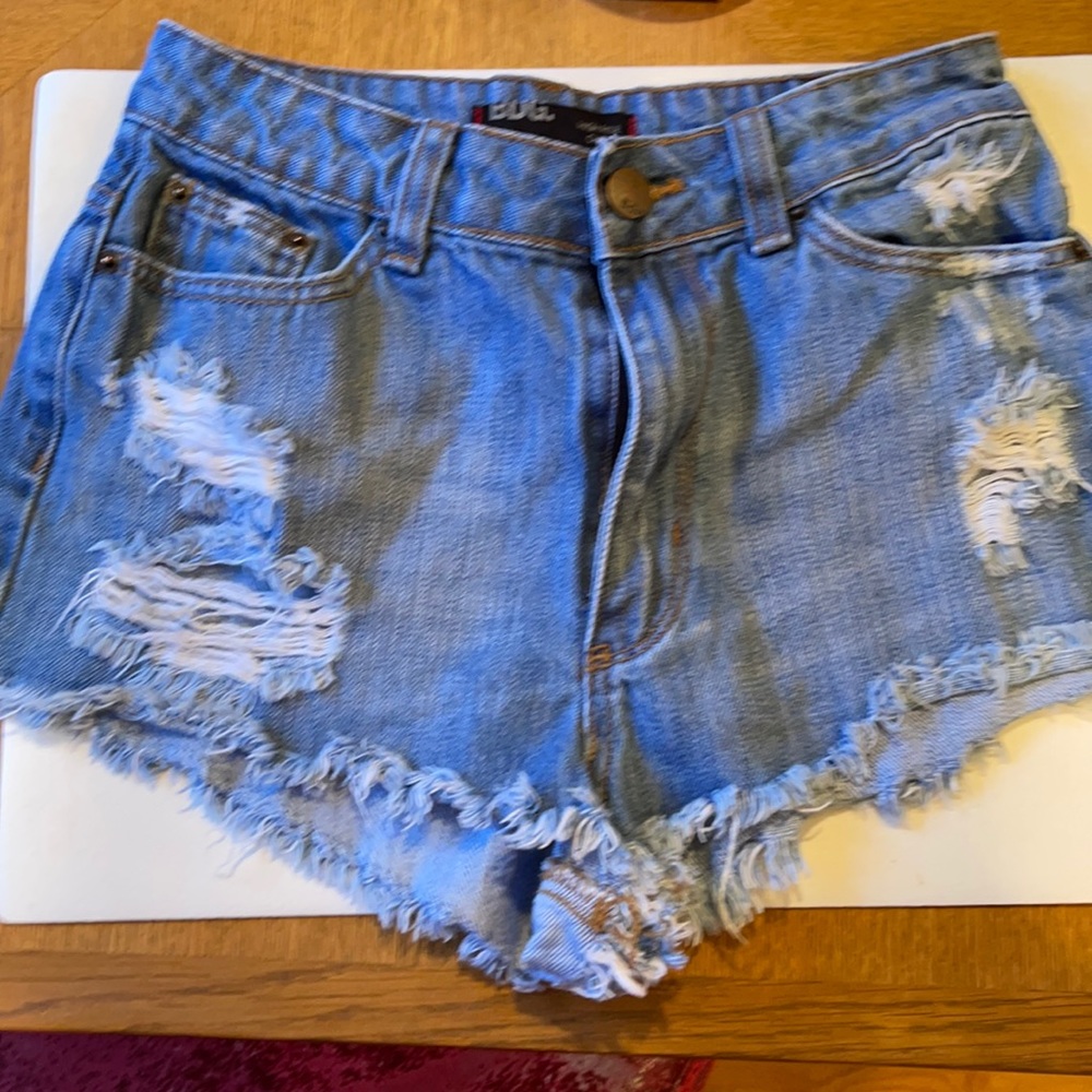 BDG high rise cheeky denim shorts sz 27